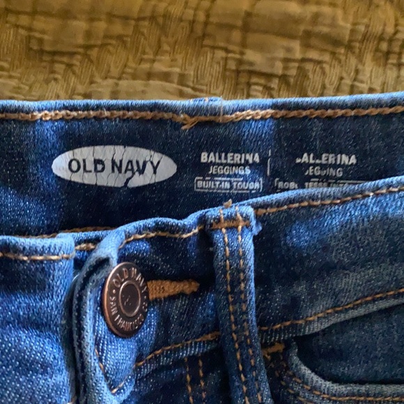 Old Navy Ballerina Legging Skinny Jeans - Picture 2 of 4